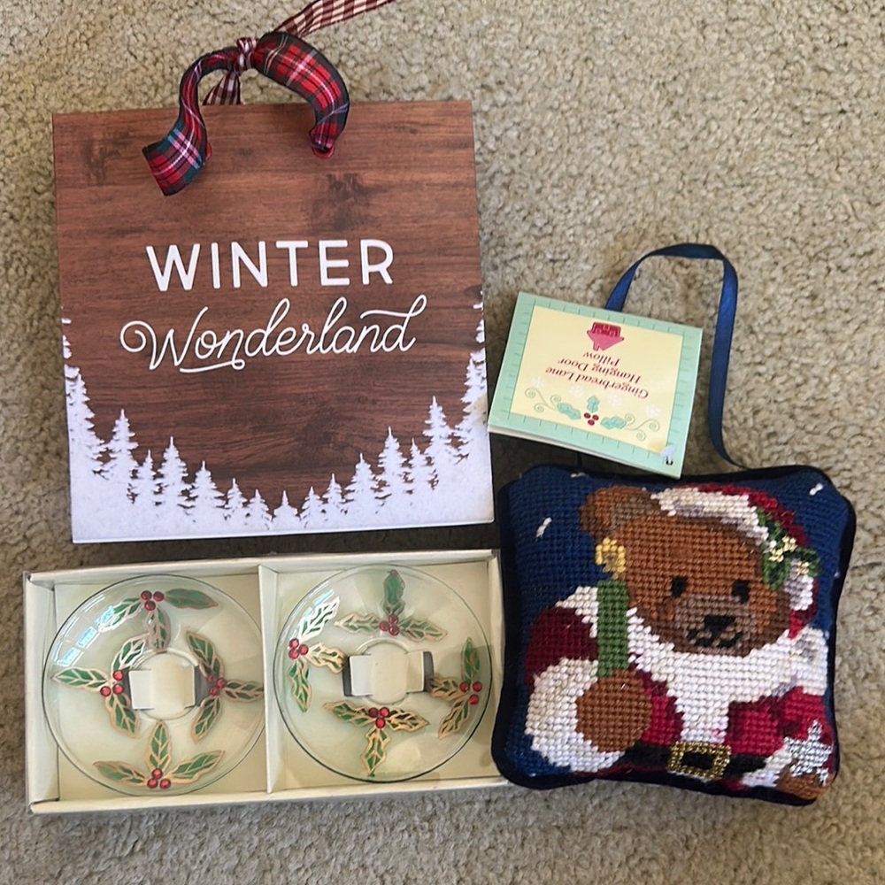 Winter Wonderland Holiday candle glass decor & Bear hanging door pillow Ornament